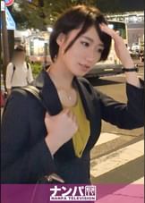 マジ軟派、初撮。 1403 溜まった性欲を食欲で発散するラーメン女子を確保!首筋の愛撫でスイッチオン!禁断のパンスト破りからのスーツ着衣プレイで大興奮!!スケベOLがおま○こビショビショにして悶絶セックス!!!