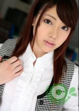 年若いOLが●●姿のまま職場で中年オヤジにセックスさせて悦びまくって大変ですっ!