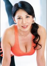 旦那と週1、セフレと週2…それでも足りない性欲旺盛五十路妻と仕事着セックスで大量中出し!