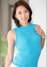 美顔からは想像できないデカ乳首!清楚系淫乱とのギャップも楽しめる不貞妻と種付性交!