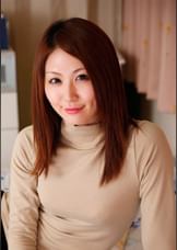 りこ(40歳)色白美乳