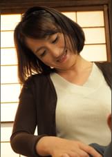 愛(35歳)義父のいいなりになる嫁