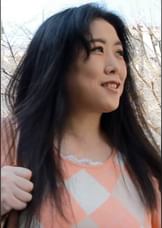 お●大好きなぽっちゃり熟女さん、若いカワイイ男優にノリノリ?主導権握ってチ〇ポも握って巨乳で挟んで!ナマ中出しOK