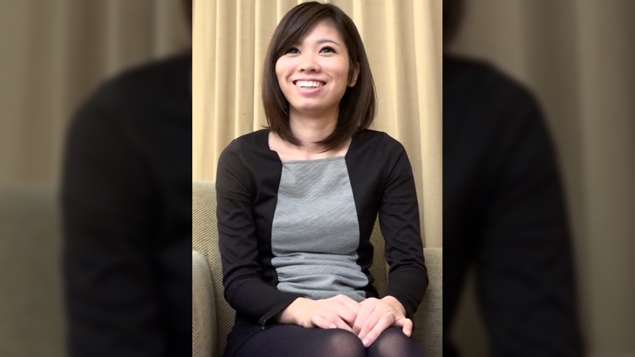エロ系の撮影に騙されてついて来た美脚奥さんの下着拝見!バイト料アップで快感アップ!