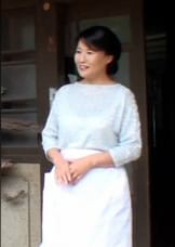 群馬の山奥に暮らす熟女さんが雑誌に応募した事とは…AV出演の依頼を受けて向かった先で待っていたのは昔ながらの大きなお家に暮らす五十路熟女!