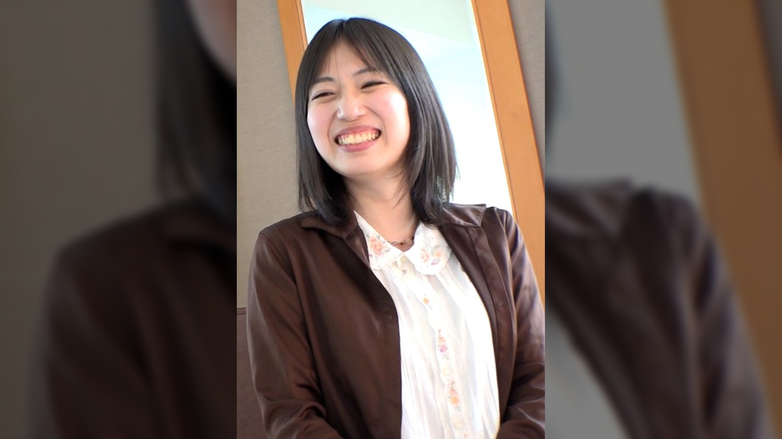 不倫についてのアンケートに協力してくれた若妻さんは結婚1年目なのにちょっと欲求不満!男の強引な愛撫に拒否しながらも笑いながら喘ぎをもらして受け入れてしまう⁉