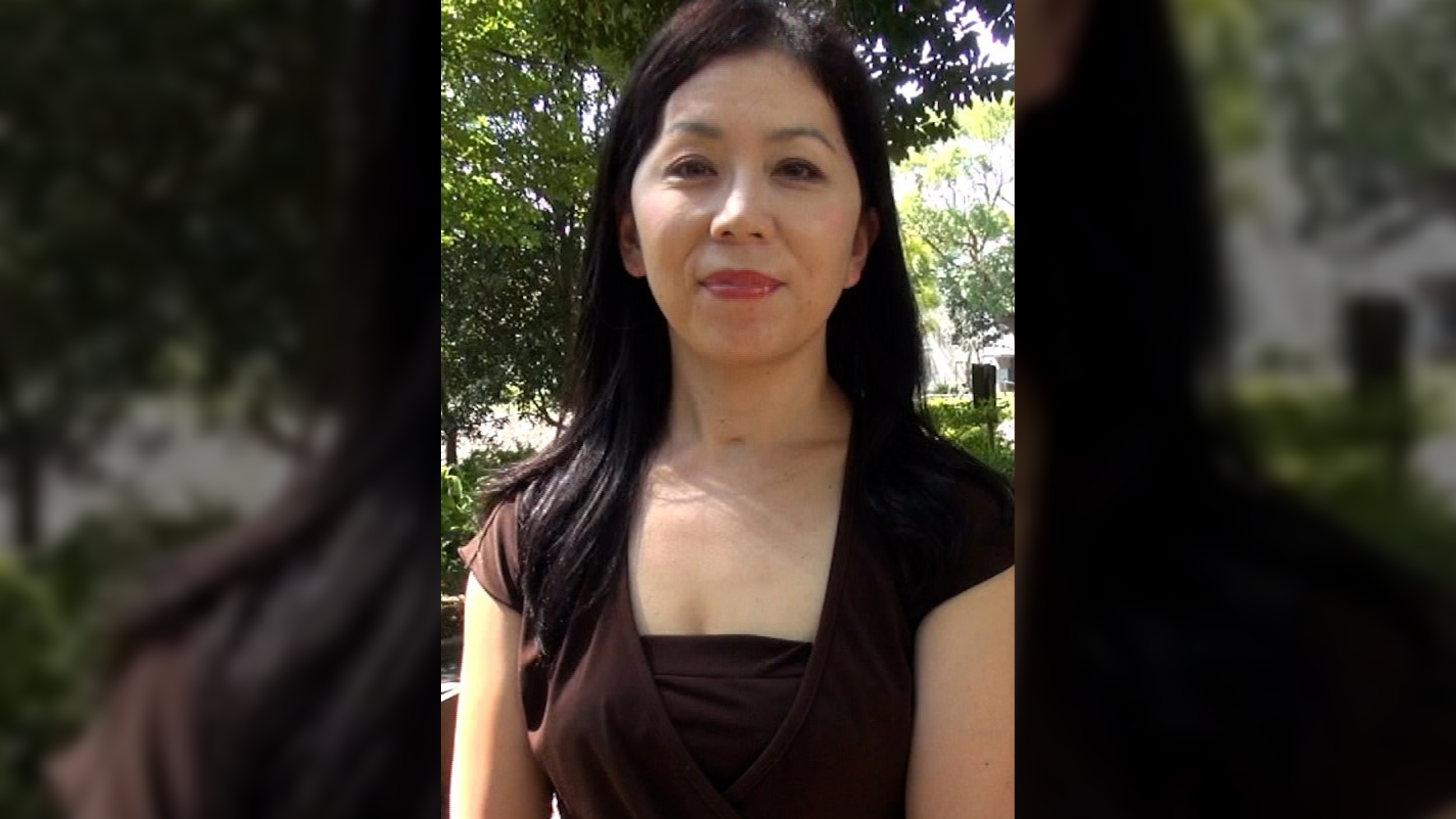 ごく普通の可愛らしい還暦熟女さんが旦那の浮気をきっかけにAVに出演!積もりに積もった欲求不満を炸裂させやる気満々で快感に●いしれ淫乱熟女に豹変!!