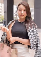 1発じゃ満足できない!清楚なEカップセレブ人妻