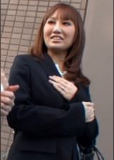 街角奥様レズナンパ!女性同士で警戒心ゼロでエッチな行為を受け入れレズプレイにイキ果てる!