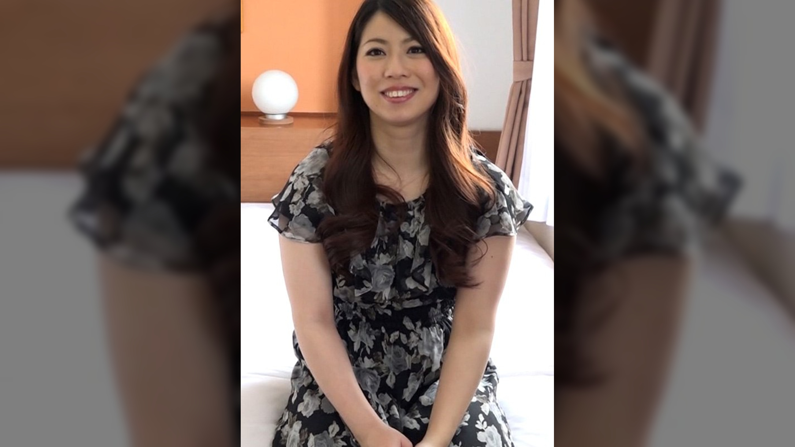 下着拝見のちょっとエッチな撮影で大きな謝礼が出ていいおこづかいになるよ!なし崩し的に電マを当てられ気持ち良くなる元人妻生保レディの奥様!