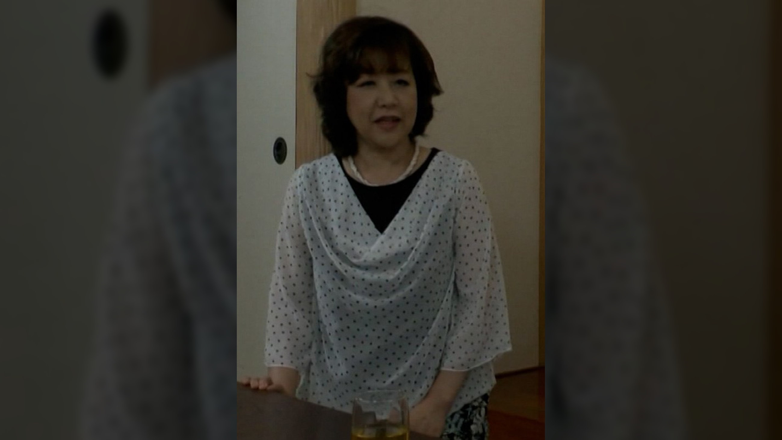 女房のいない隙に媚●を盛って浮気SEXのつもりが…女房に媚●を●まれて濃厚SEX!