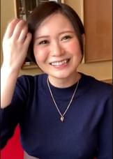 某銀行窓口勤務の23歳ボーイッシュな美女とラブホでハメ撮りSEX！