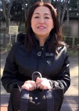 旦那しか知らない経験1名の五十路熟女さん。若い男性とSEXがしたくてAVに応募!男優の愛撫に幸せそうに快感に浸り痙攣絶頂SEXに●いしれる!