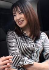 レズナンパ!旦那とは最近ご無沙汰らしく欲求不満!不倫はできないけど女性同士はどうですか?凄テクレズの快感にハマった奥様!