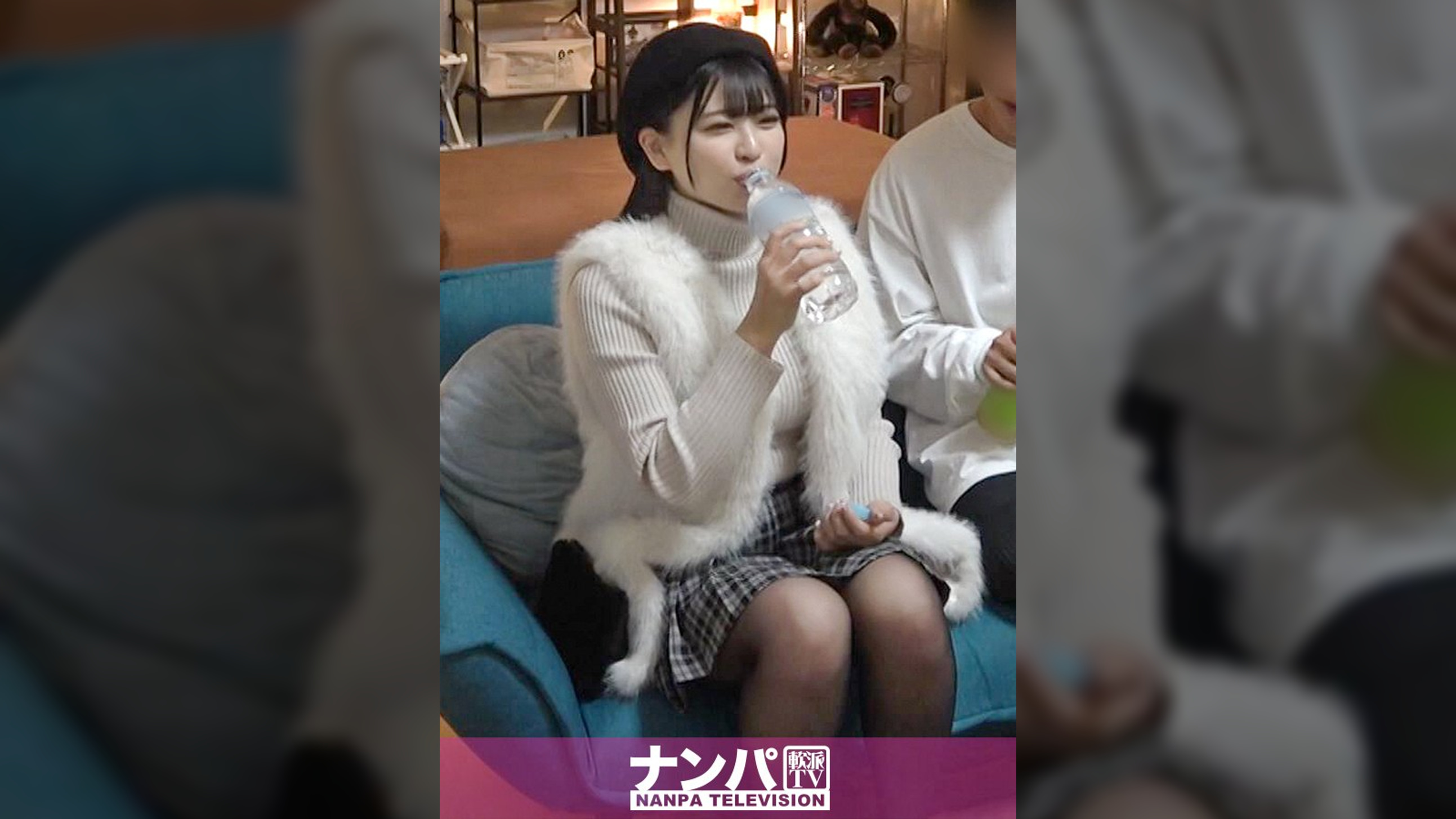 百戦錬磨のナンパ師のヤリ部屋で、連れ込みセックス隠し撮り 279 方言が可愛い服飾学生とマッチング→家に連れ込み！服の上からまるわかりの大きなおっぱいをバッチリ●撮！爆乳を揺らしながらブリンとしたお尻を打ち付け大胆騎乗位！こちらも負けじと腰を振ると喘ぎ声が部屋中に響く！