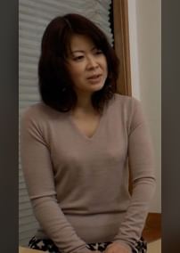 怪我の夫を献身的に支え労りあう熟年夫婦!幸せを守る為、ひと肌脱ぐ妻が快楽堕ちの中出し交尾!