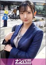 マジ軟派、初撮。 1784 スタイル良し!スーツの似合うディーラーを渋谷ナンパ!仕事の合間にちょっとインタビューを受けるはずが…男優の口車に乗せられあれよあれよと脱がされSEX!客には聞かせられない卑猥な声で快感に浸る!