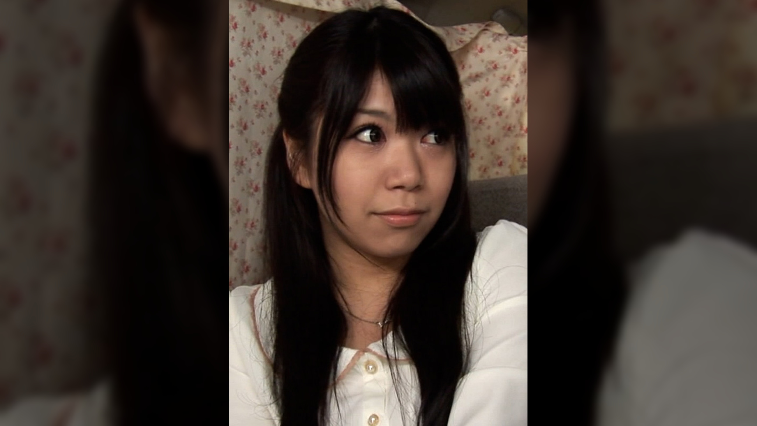 ミニスカートが素敵な黒髪清楚系奥様をアンケートとナンパして車内で下着拝見！感度チェックにピンクの乳首を責められ切ない喘ぎで股を広げる不貞妻！
