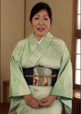 和服が似合う五十路熟女が自由奔放に生きてきた証のAV出演⁉若い肉棒に貫かれ快感に溺れる初撮り中出しSEX!