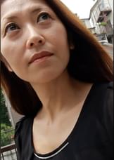 3ヶ月前に別れたばかりの性欲強めのスレンダー熟女が我慢できずにAVセックスで肉欲暴走SEX!