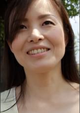 Sっ気ご奉仕とクンニ大好き黒髪美熟女の淫乱SEX！