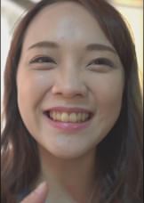 笑顔が可愛いノリのいい人妻の魅力!男もうなる下品で献身的な舌遣い!