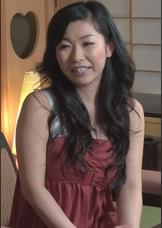 42歳スレンダー巨乳妻は娘さんの前で電マで刺激され身体に熱い火が灯る!
