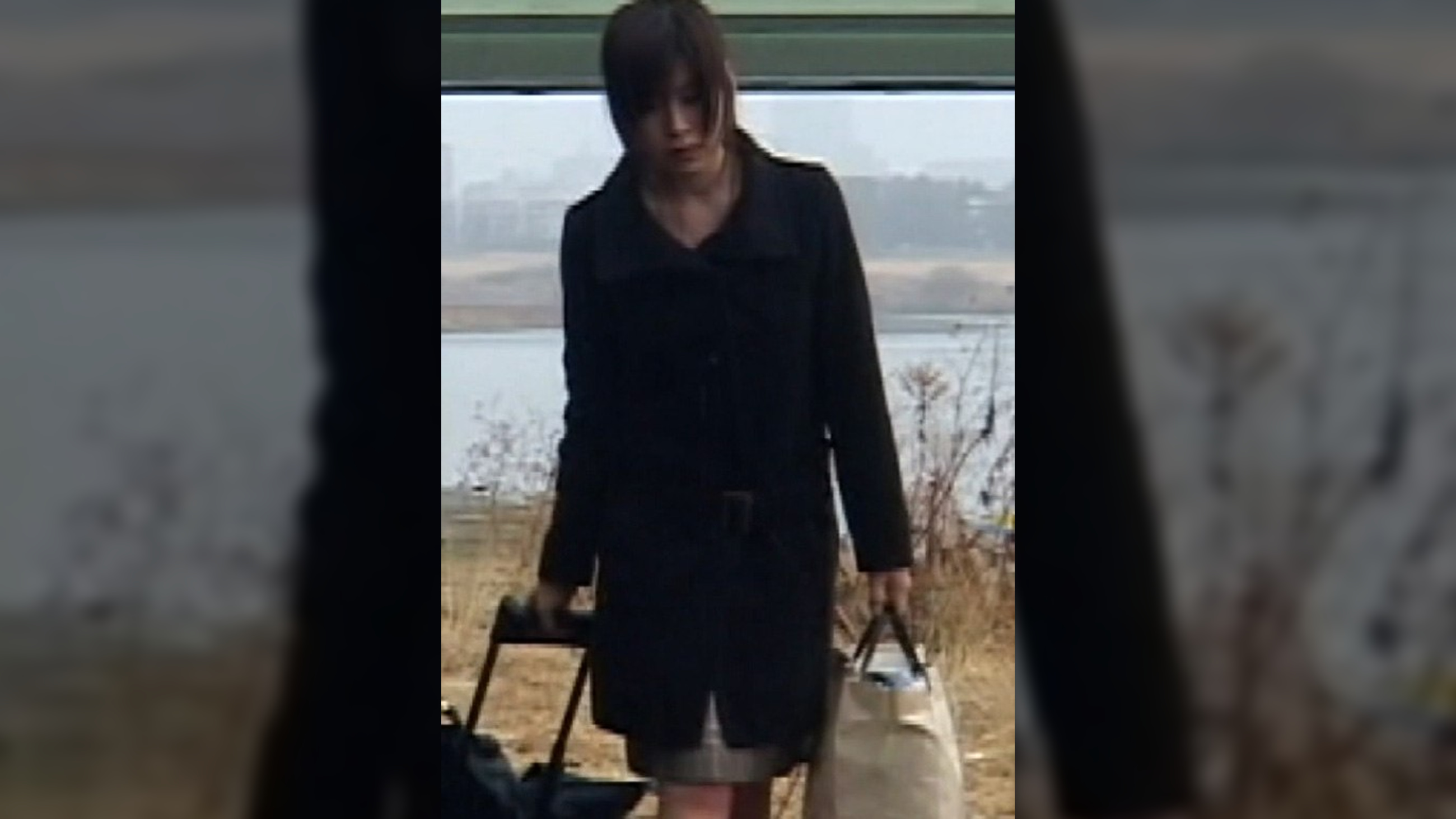 昭和の古き良き時代。東京の多摩川の土手の食堂で心に傷を負った女性達とハーレムを築いた男！