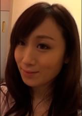 SNSで知り合った欲求不満の人妻さんが初対面でラブホにインして変態ファックにイキ狂う！