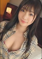 【チ○ポを引き寄せる尻】ハリのある丸い尻にほぼ紐のTバックと男を誘惑する気マンマンでAVに挑むパティシエ見習い。誘いに応じて容赦なく肉棒をねじ込んでいくと喘ぎ声は段々叫び声に変わっていき……! 応募素人、初AV撮影 311