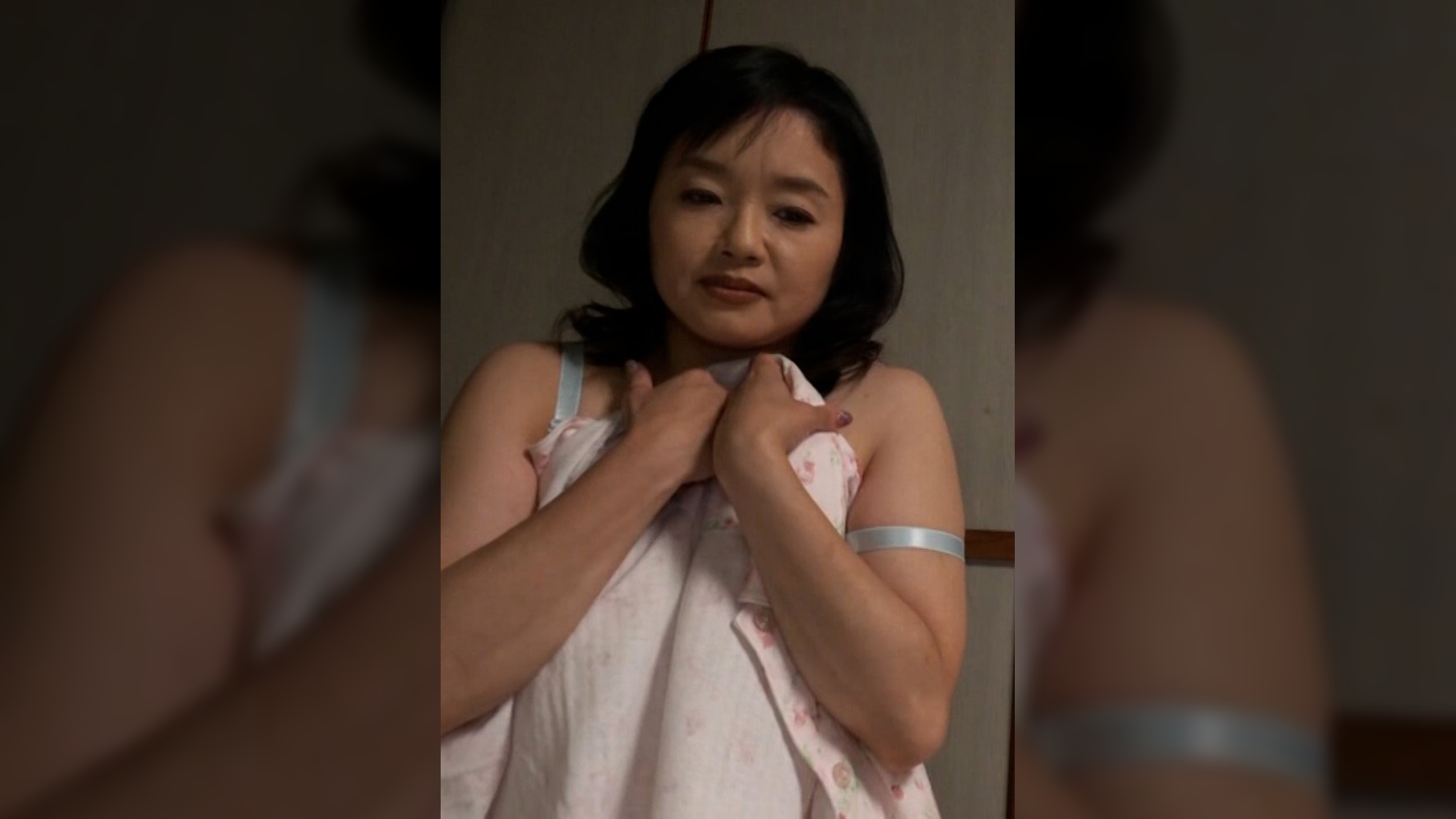 オナニーする性欲旺盛な母さんが好きなんだ！愚息の一途な思いに股間を濡らす熟母と禁断の家庭内セックス！