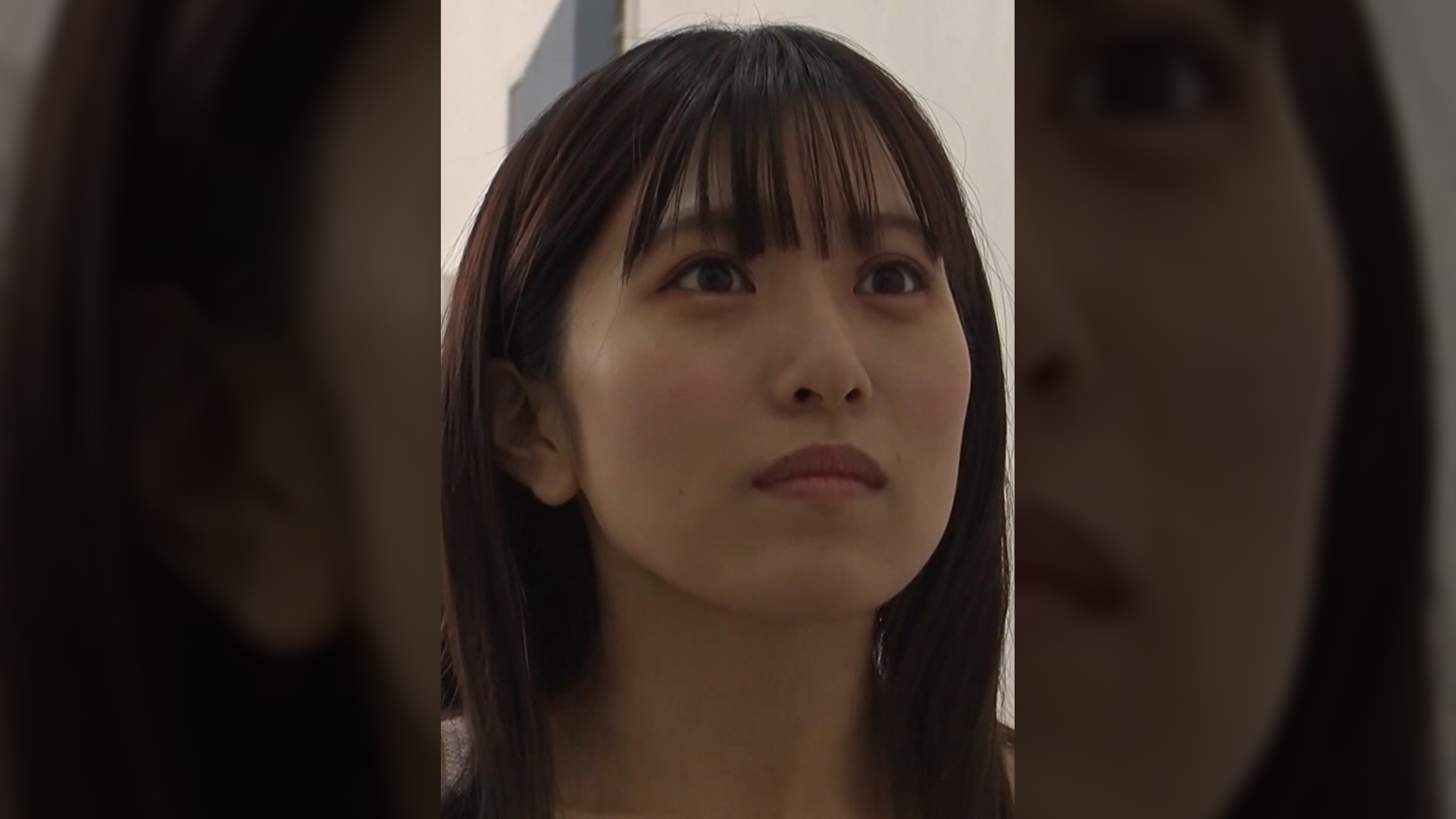夫の部下に不倫現場を見つかり…。夫には内緒にして!若妻の性欲が爆発し淫乱ファックに堕ちる!