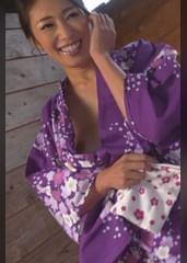 汗と愛液が飛び散る露天SEX!快楽に浸る巨乳美熟女が何度もナカイキ