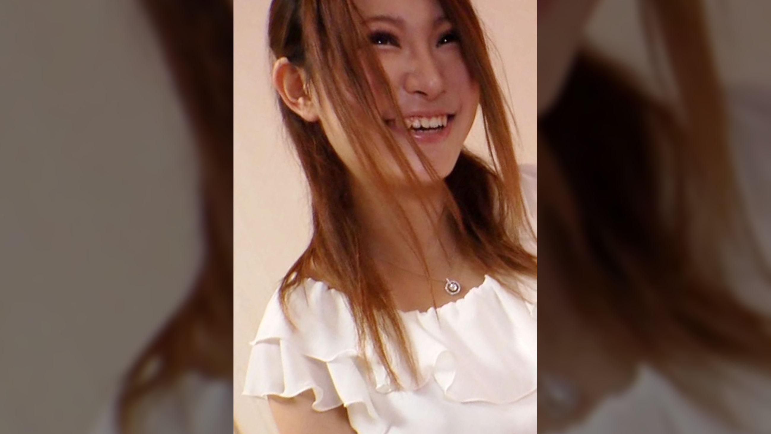 こどもの迎えに行くママをナンパゲット。一人エッチには電マで大量潮フキがマイルーティンでマイ電マホルダー奥様。