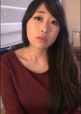 【一度きりのAV出演】実はとある地方のセレブ妻さん。ロケット爆乳を都会の男に揉みしだかれて村ではご法度の不倫を体験