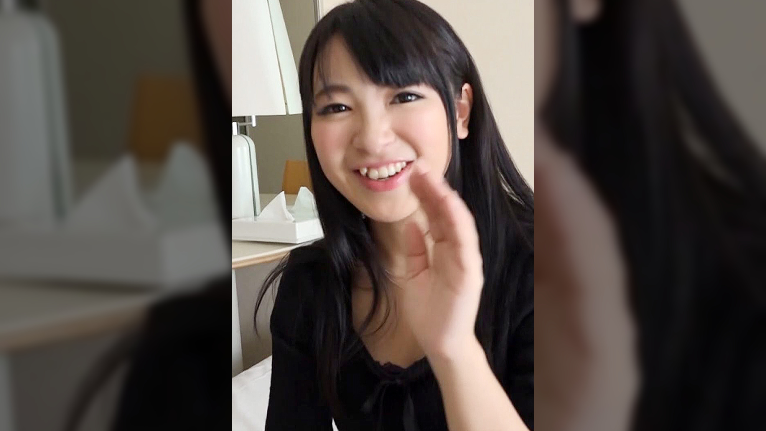 黒髪ロングヘアー黒タイツのクビレ最高奥様。絶対バレないという安心感から本音で快楽追及へ