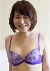 押しに弱い地味な奥様 高額の報酬に唆されエッチな撮影で何でも言う事聞いてくれるヤレルちょうどいいオンナ状態