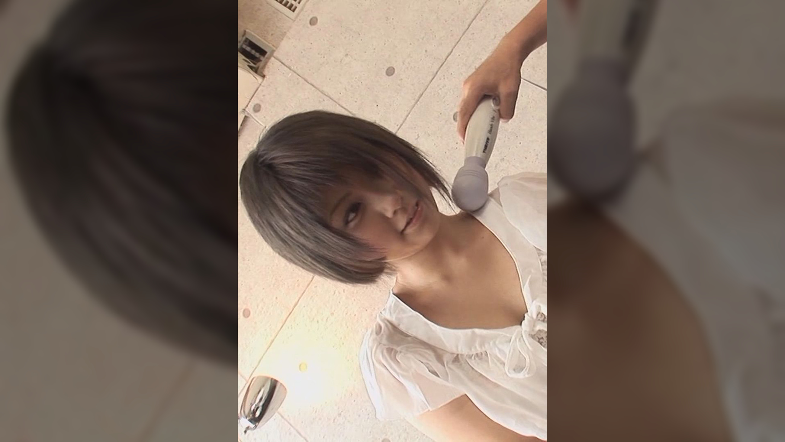 ちょっとした出来心だったはずが最後まで…。脱がしたらボインボインのオッパイの人妻さんと中出しSEXをご堪能!