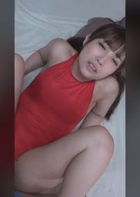 栄川乃亜 競泳水着にザーメンぶっかけSEX