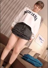 【初撮り】【美しい巨尻】【止まらぬ痙攣】純朴だけど好奇心は人一倍あってエロに貪欲なフラワーショップ店員が登場。巨根を満面の笑みを浮かべながら舐め上げると、グッショリと濡れた淫部へそれを迎え入れて.. 応募素人、初AV撮影 255