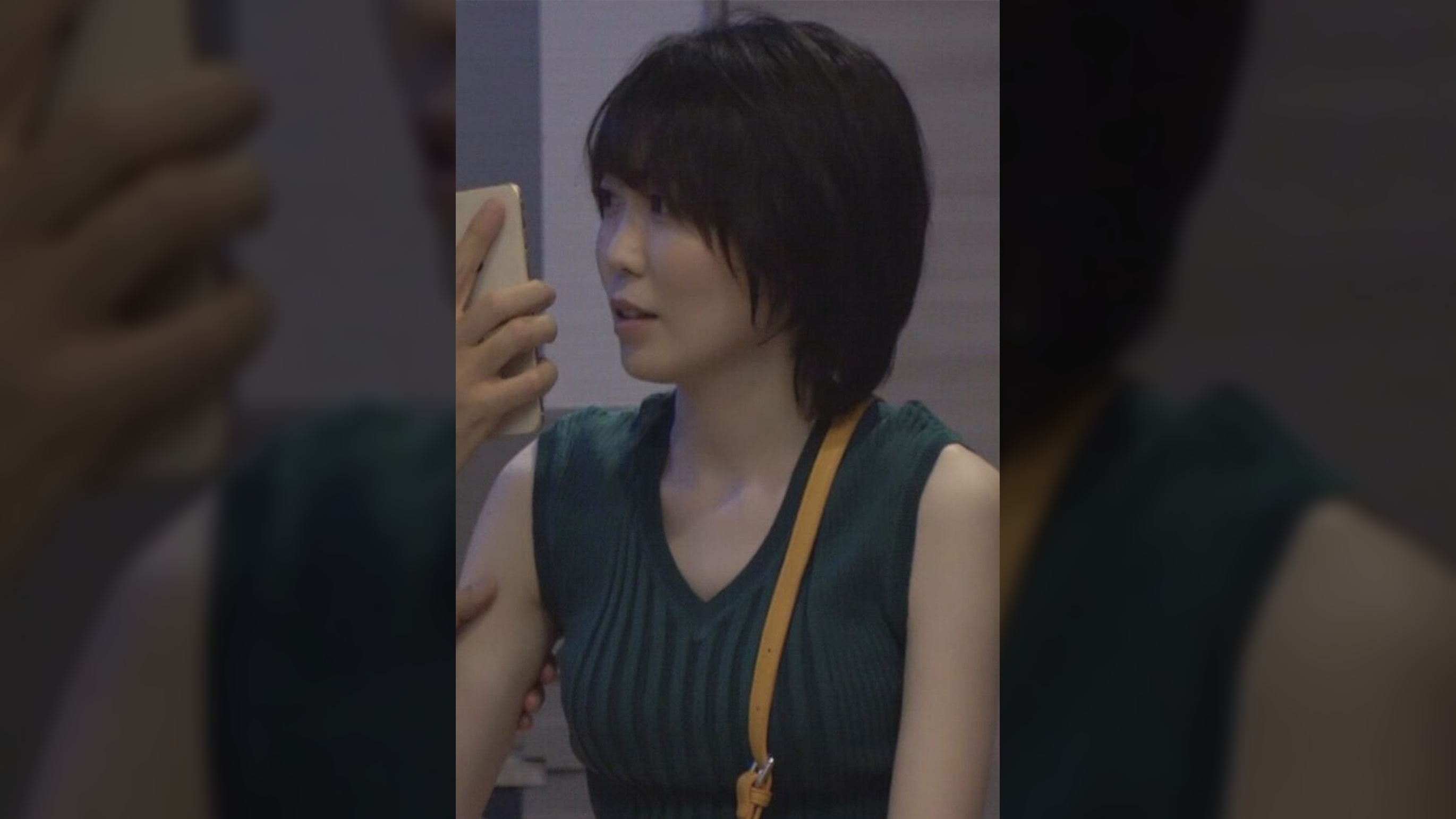 催●にかけられた人妻…身体が勝手に男とSEXしてしまう
