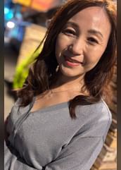 奉仕好き熟女のナマ中出しドスケベSEX