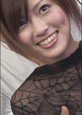 溢れんばかりの笑顔とエッチな衣装のギャップがたまらない！股間は●走！滾った肉棒を奥底にうちつけて猛烈セックス！